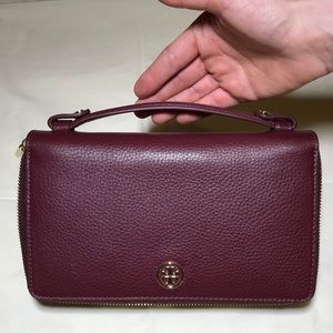 NEW Tory Burch Landon Large Travel Wallet with tag